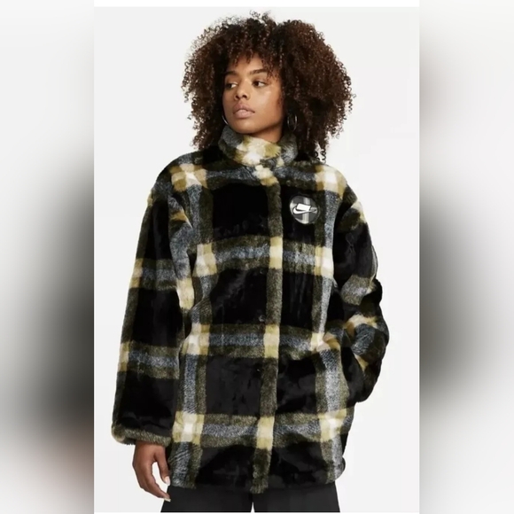 Nike Sportswear Oversized Plaid Faux Fur Jacket Coat Women US XL NEW DD4541-010 - Picture 2 of 11